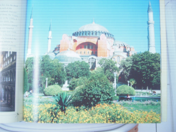 The World's Greatest Landmarks (General Interest) [Hardcover] Dunn, Jerry Camarillo and Color Photographs - Wide World Maps & MORE!